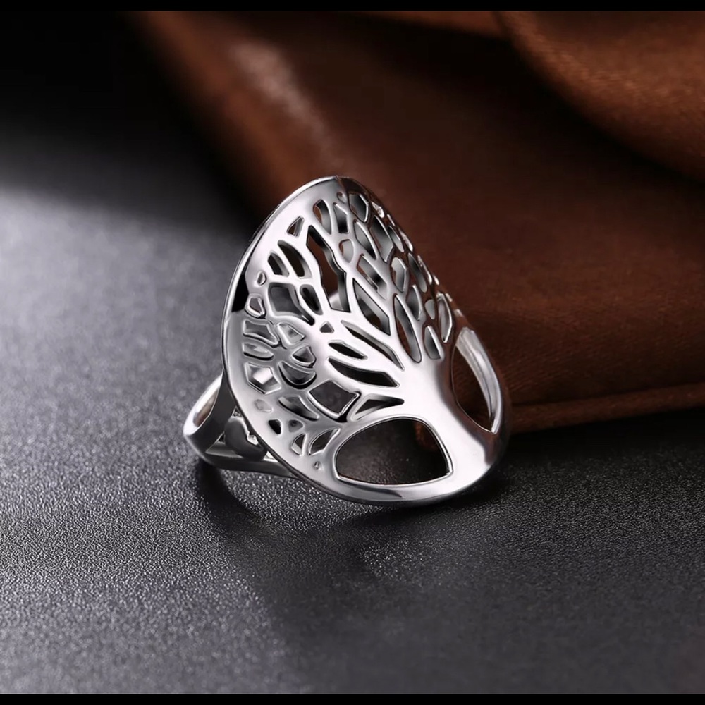 925 Silver Beautiful Tree Ring